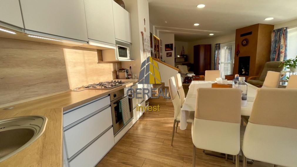 VINNÉ JAZERO - krásna chata pri vode PREDANÉ