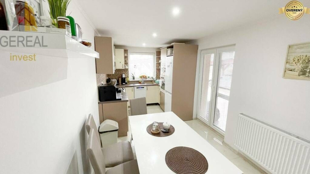 ZNÍŽENÁ CENA! | Na predaj rodinný dom | TREBIŠOV | moderná rekonštrukcia | Realitná kancelária Bývajte s nami!