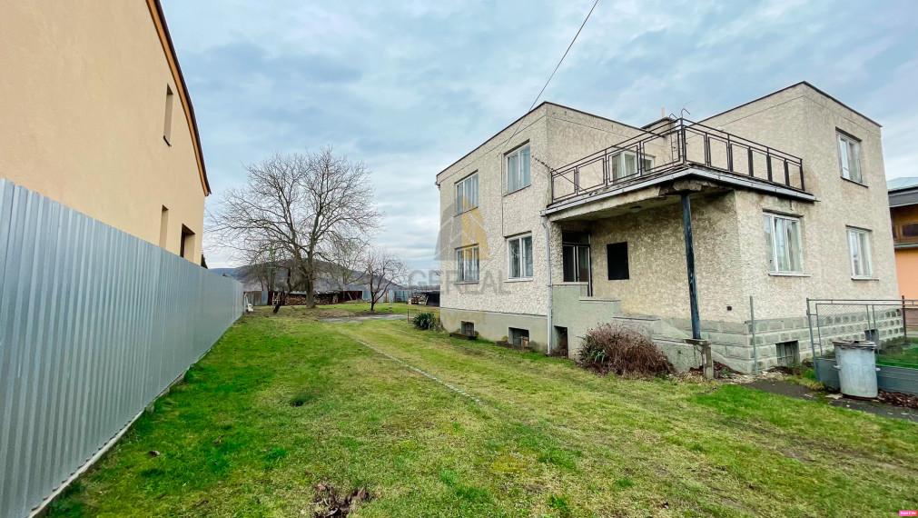 Rodinný dom s terasou na predaj | Strážske | Realitná kancelária Bývajte s NAMI!