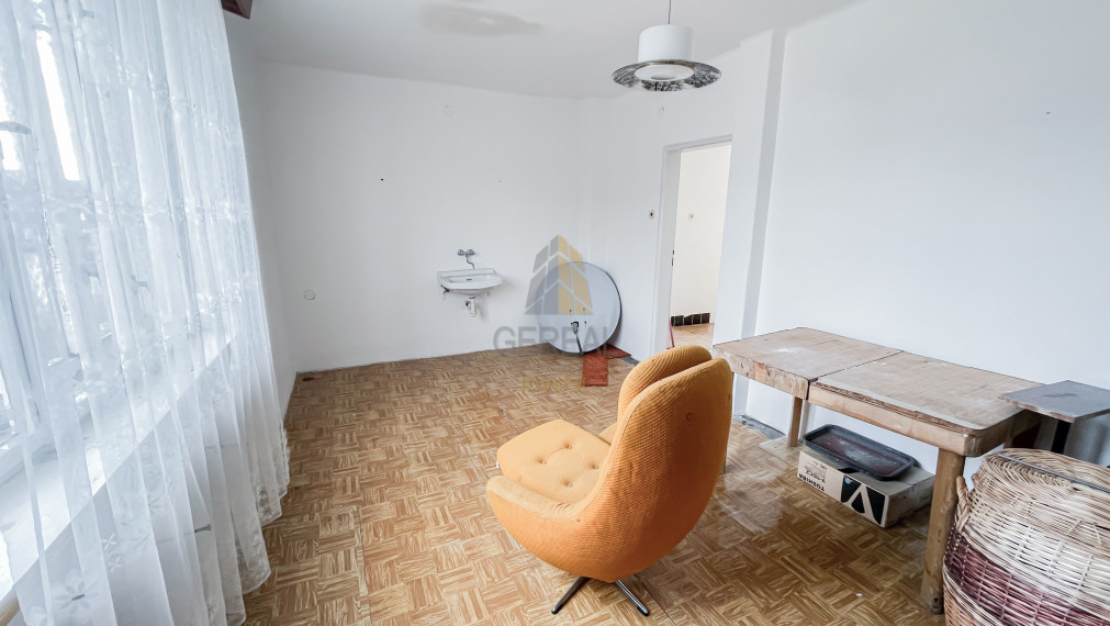 Rodinný dom s terasou na predaj | Strážske | Realitná kancelária Bývajte s NAMI!