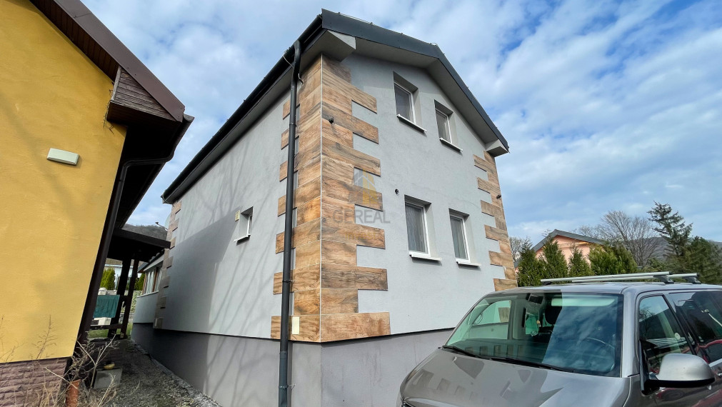 ZNÍŽENÁ CENA! | Na predaj Chata pri Vinnom jazere | Bonus Jacuzzi vírivka! | Realitná kancelária Bývajte s Nami