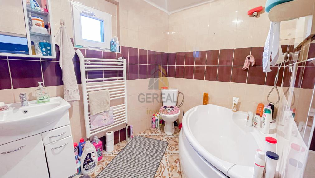 TREBIŠOV | 2 RODINNÉ DOMY na predaj! | Realitná kancelária Bývajte s Nami