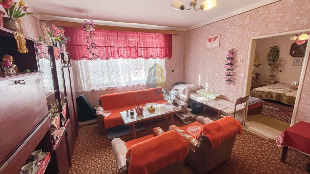 Na predaj | RODINNÝ DOM S VEĽKÝM POTENCIÁLOM V POKOJNEJ OBCI | BUNKOVCE | Realitná kancelária Bývajte s Nami!