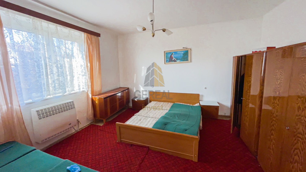 REZERVOVANÝ | Rodinný dom či chalupa s výnimočne veľkým pozemkom | Ostrov | Realitná kancelária Bývajte s NAMI!