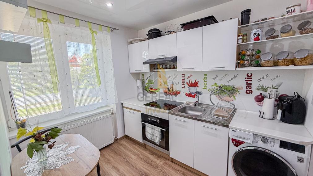 PREDANÝ | Zariadený 2-izbový byt v centre | MICHALOVCE | Realitná kancelária Bývajte s Nami