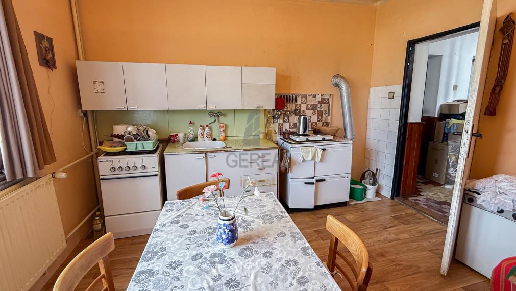 Rodinný dom v Strážskom na predaj | pekný pozemok, 6 izieb, garáž | Realitná kancelária Bývajte s NAMI!