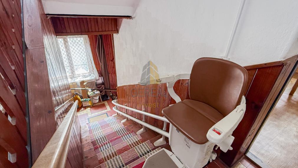 Rodinný dom v Strážskom na predaj | pekný pozemok, 6 izieb, garáž | Realitná kancelária Bývajte s NAMI!