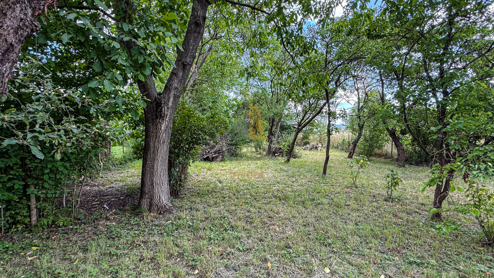 Rodinný dom v Strážskom na predaj | pekný pozemok, 6 izieb, garáž | Realitná kancelária Bývajte s NAMI!
