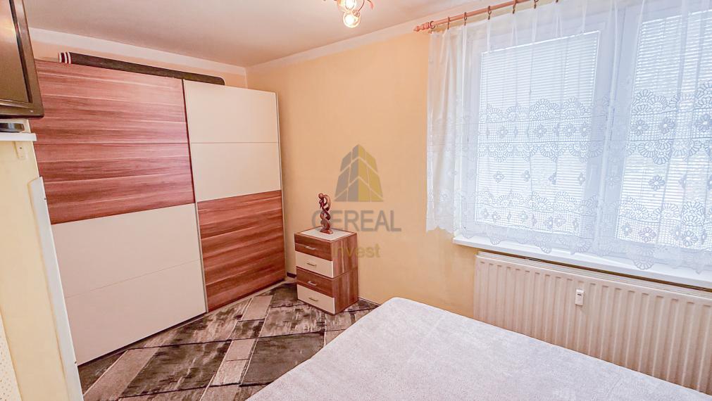 PREDANÝ | Investičná príležitosť v centre Michaloviec | 3-izbový byt na Štefánikovej ulici | Realitná kancelária Bývajte s NAMI!