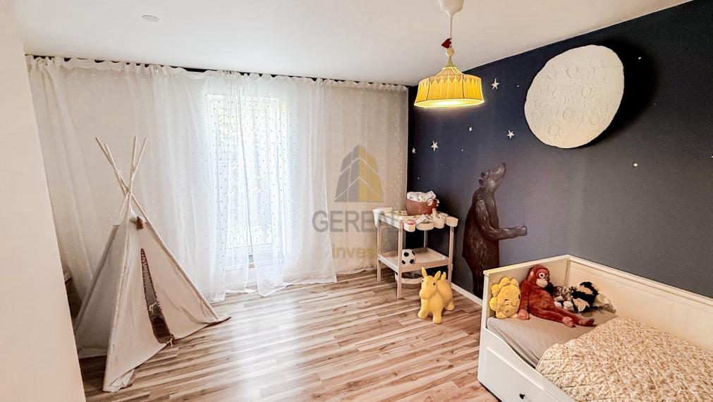 REZERVOVANÉ | Rodinný dom so štýlovou rekonštrukciou na predaj | STRETAVKA | Realitná kancelária Bývajte s Nami!