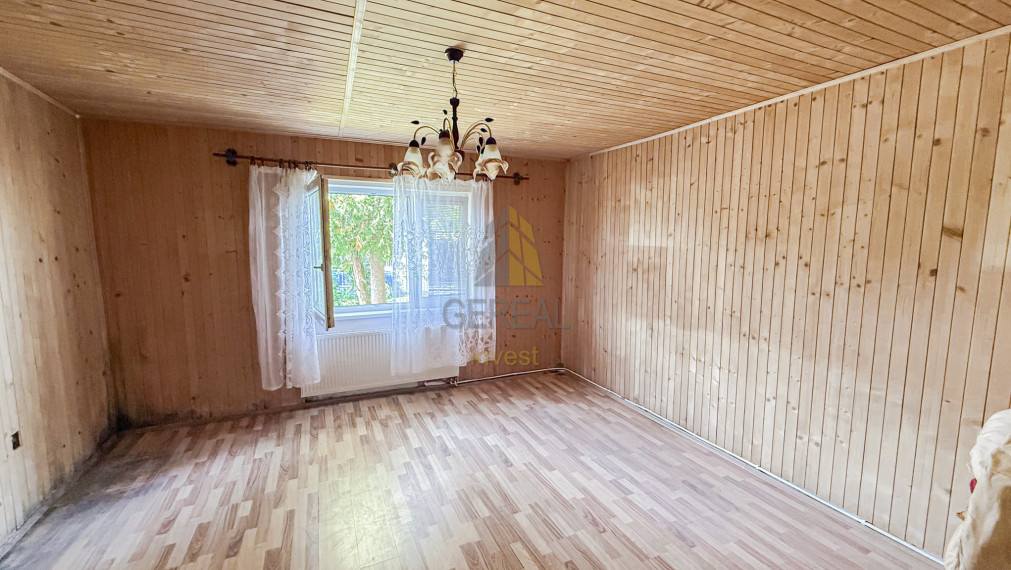 Znížená CENA | Rodinný dom s veľkým pozemkom v obci Horovce | Realitná kancelária Bývajte s Nami