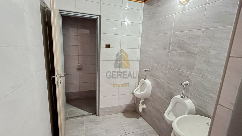 Polyfunkčný objekt s veľkým potenciálom na predaj | Lastomír, len pár minút od Michaloviec | Realitná kancelária Bývajte s NAMI