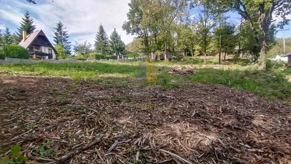 Exkluzívne na predaj stavebný pozemok v obci Kaluža | Zemplínska šírava | Realitná kancelária Bývajte s Nami