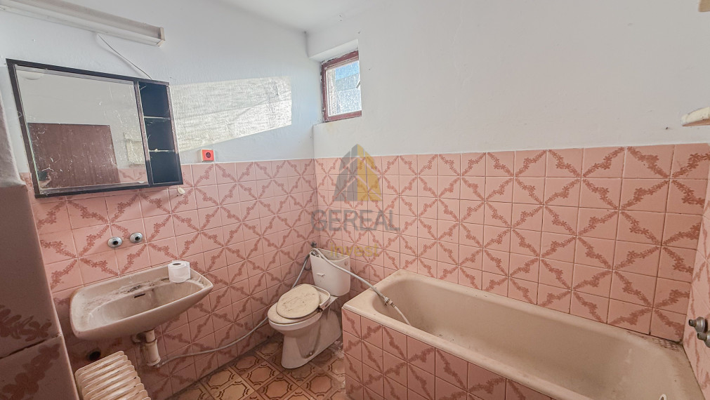 Priestranný Rodinný Dom na Predaj v Obľúbenej Obci Staré | Realitná kancelária Bývajte s Nami!