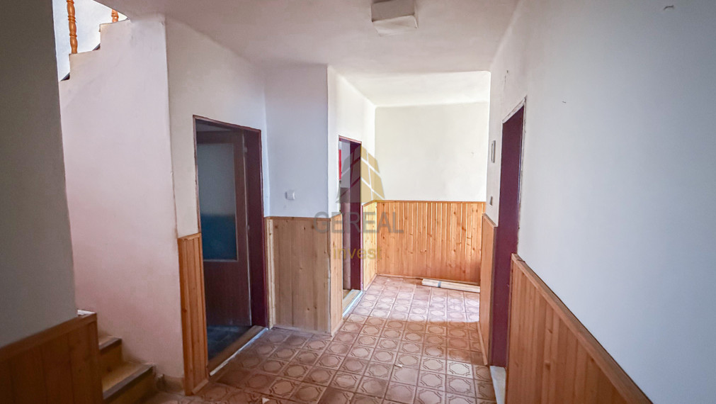 Priestranný Rodinný Dom na Predaj v Obľúbenej Obci Staré | Realitná kancelária Bývajte s Nami!