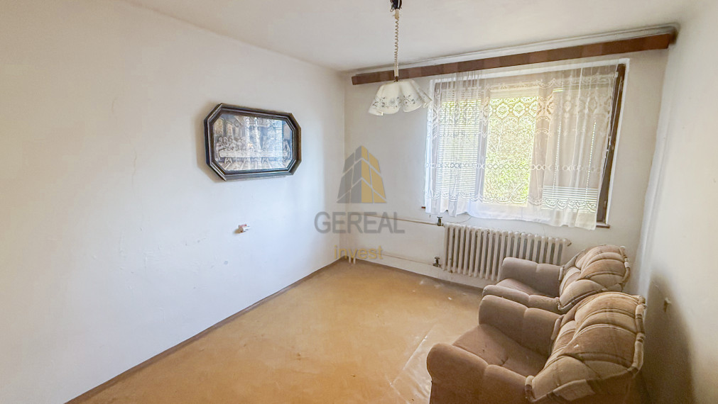 Priestranný Rodinný Dom na Predaj v Obľúbenej Obci Staré | Realitná kancelária Bývajte s Nami!