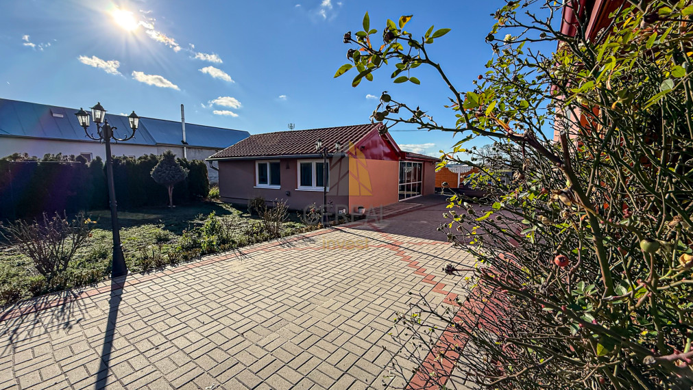 Exkluzívna Ponuka | Zrekonštruovaný Rodinný Dom so Štedrým Pozemkom | Žbince | Bývajte s NAMI !