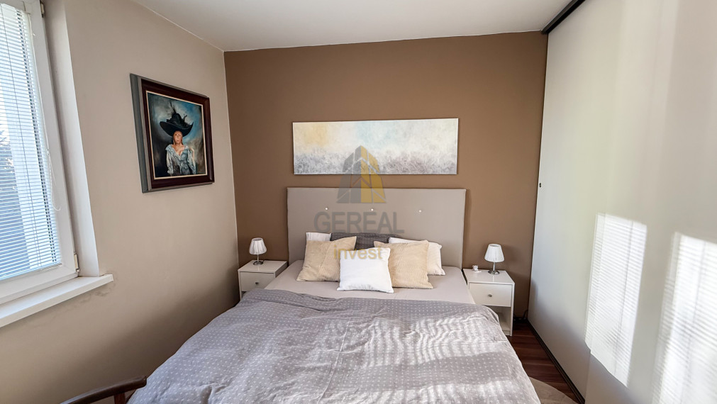 NA PREDAJ | Priestorný 4-izbový byt s loggiou a dvoma WC v top lokalite Michaloviec | Realitná kancelária Bývajte s Nami