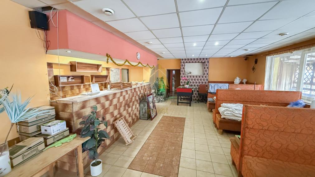 Na predaj Polyfunkčná Obchodná Budova (791 m²) pri Humennom | Investičná príležitosť | Realitná kancelária Bývajte s NAMI