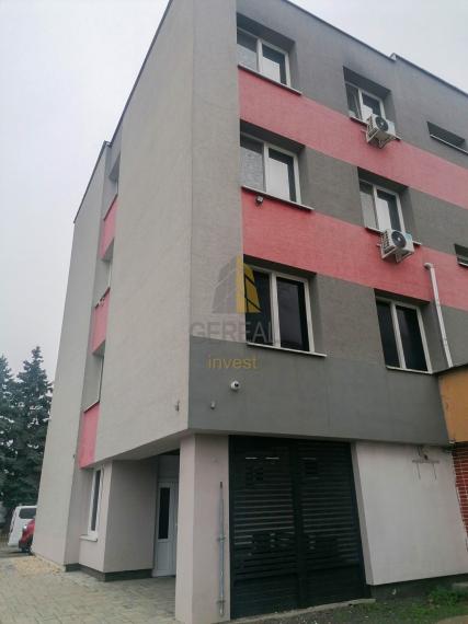 Prenájom kancelárskych a obchodných priestorov v Michalovciach | Realitná kancleária Bývajte s Nami