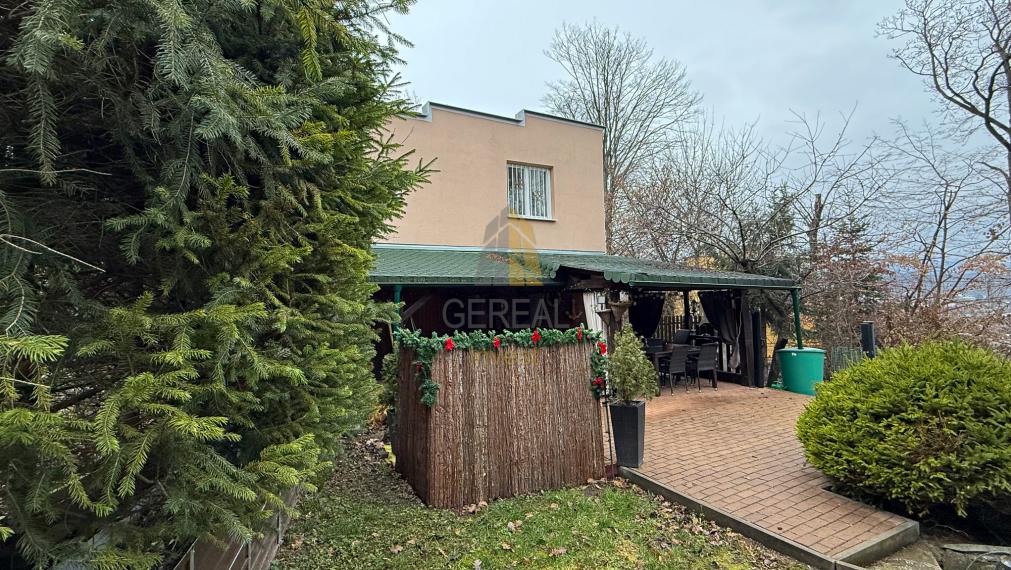 EXKLUZÍVNE | Kompletne zrekonštruovaná chata na Medvedej hore | Zemplínska šírava | Realitná kancelária Bývajte s Nami