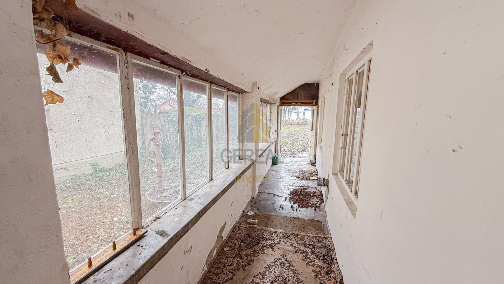 EXKLUZÍVNE | Rodinný dom s veľkým potenciálom v centre mesta Sobrance | RK Bývajte s Nami