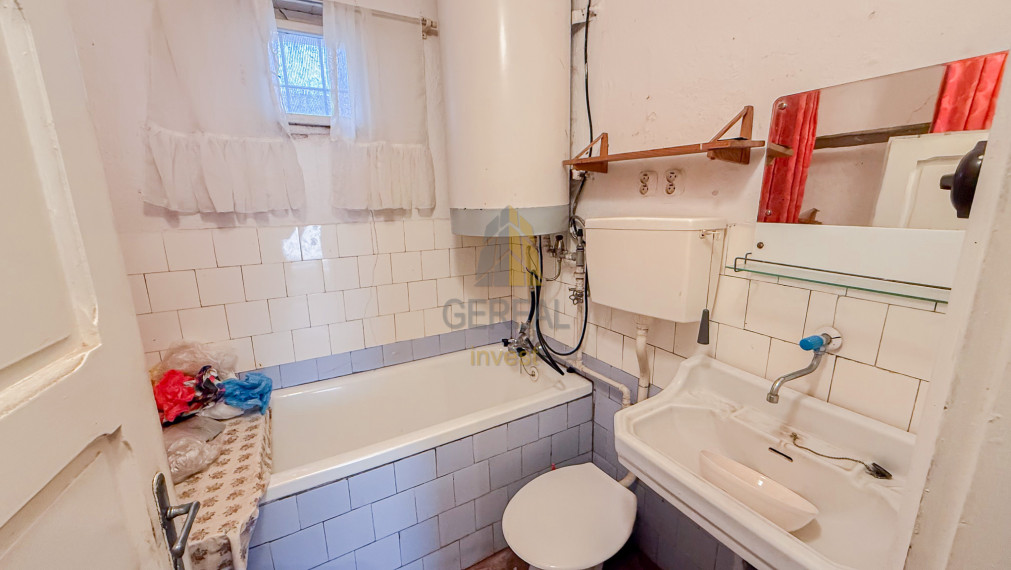 EXKLUZÍVNE | Rodinný dom s veľkým potenciálom v centre mesta Sobrance | RK Bývajte s Nami