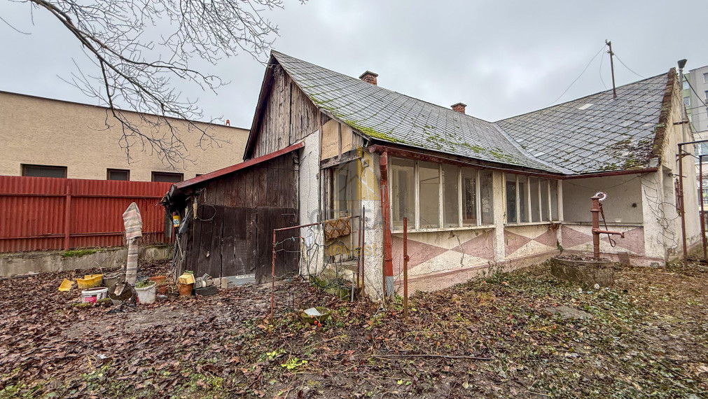 EXKLUZÍVNE | Rodinný dom s veľkým potenciálom v centre mesta Sobrance | RK Bývajte s Nami