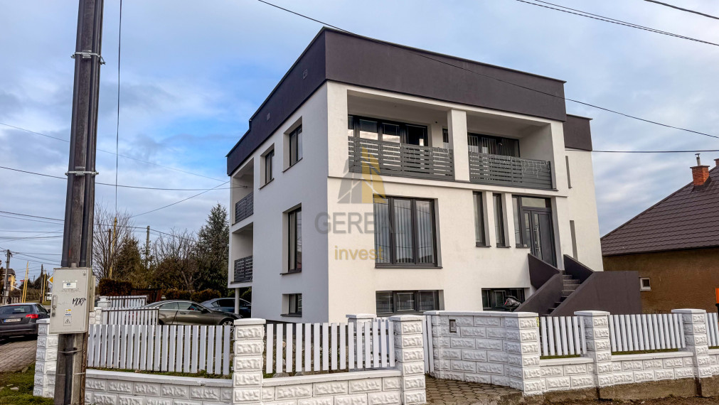 Rodinný dom na predaj | SEČOVCE | luxusná komplená rekonštrukcia | Realitná kancelária Bývajte s Nami