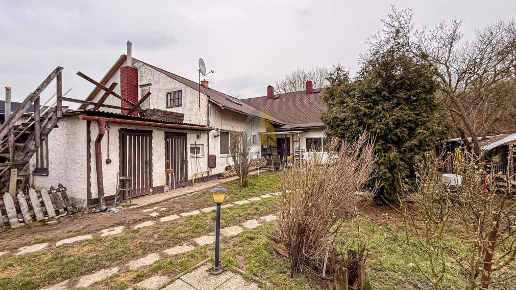 EXKLUZÍVNE | Rodinný dom s veľkorysým pozemkom v blízkosti centra Humenného | Bývajte s Nami