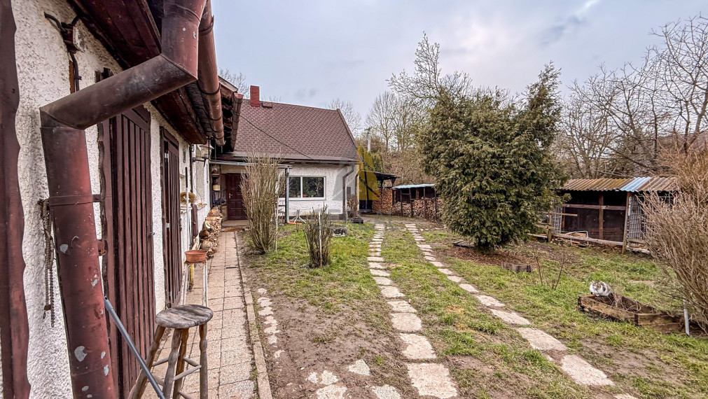 EXKLUZÍVNE | Rodinný dom s veľkorysým pozemkom v blízkosti centra Humenného | Bývajte s Nami