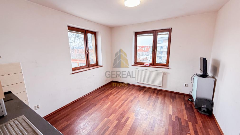 EXKLUZÍVNE | Štýlový 1-izbový byt s výhľadom na Tatry – Poprad, centrum | Bývajte s Nami