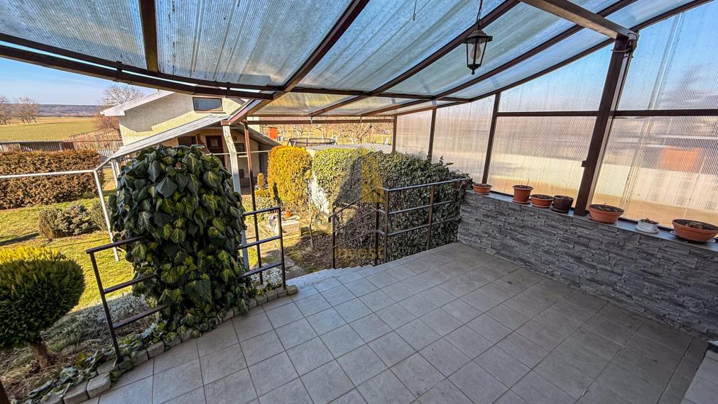 EXKLUZÍVNE |  Priestranný rodinný dom s veľkorysým pozemkom v Michalovciach | Bývajte s Nami