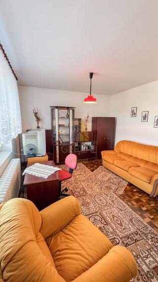 EXKLUZÍVNE |  Priestranný rodinný dom s veľkorysým pozemkom v Michalovciach | Bývajte s Nami