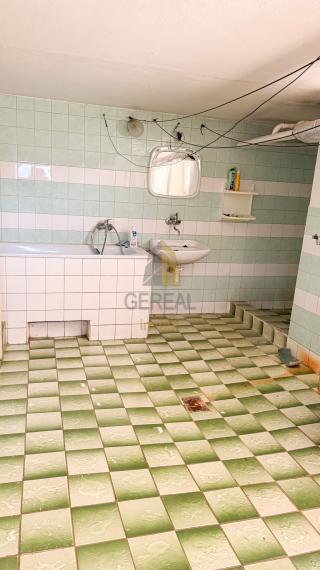 EXKLUZÍVNE |  Priestranný rodinný dom s veľkorysým pozemkom v Michalovciach | Bývajte s Nami