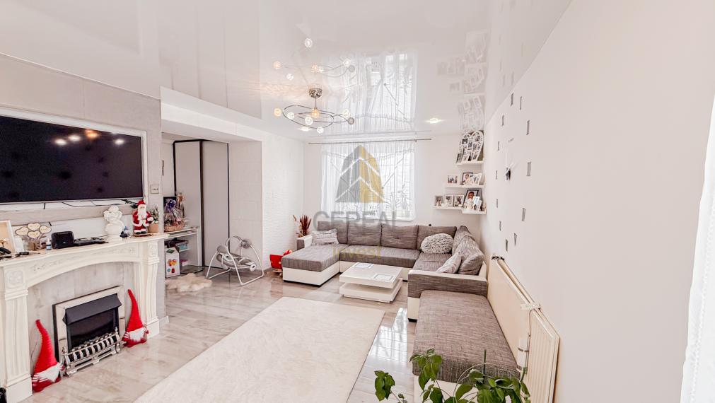 Kompletne zrekonštruovaný rodinný dom s podnikateľským objektom v obci Hraň | BÝVAJTE s nami