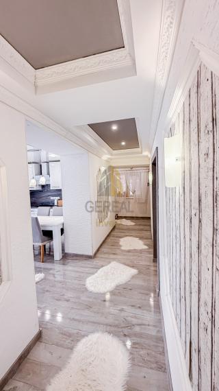 Kompletne zrekonštruovaný rodinný dom s podnikateľským objektom v obci Hraň | BÝVAJTE s nami