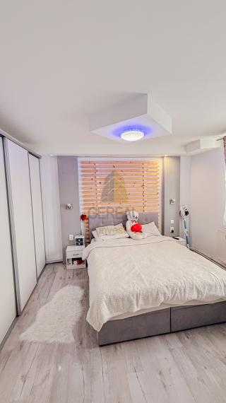 Kompletne zrekonštruovaný rodinný dom s podnikateľským objektom v obci Hraň | BÝVAJTE s nami