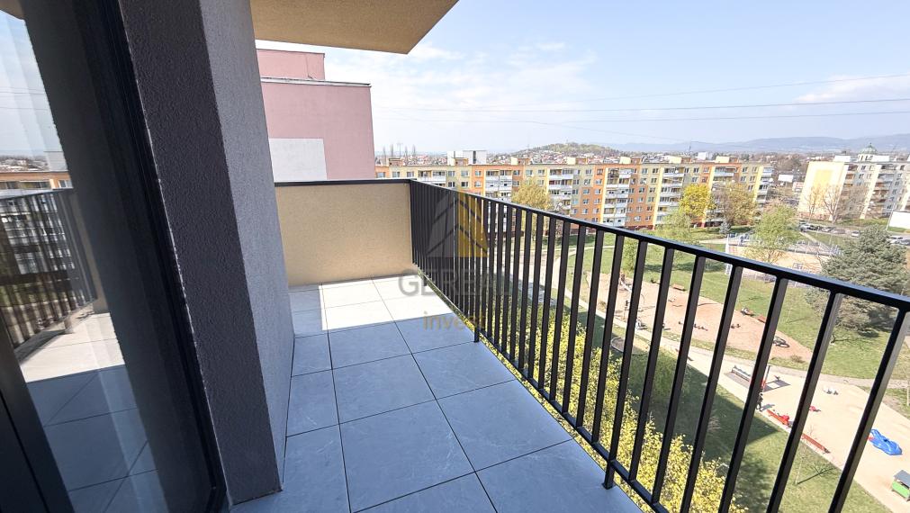 Exkluzívna ponuka | Štýlový penthouse s panoramatickým výhľadom v Michalovciach | BÝVAJTE s nami