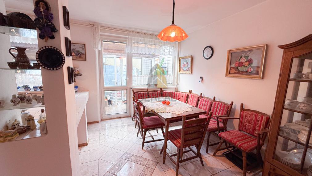 Predaj | Priestranný rodinný dom s terasou a garážou | Nižný Hrabovec | BÝVAJTE s nami