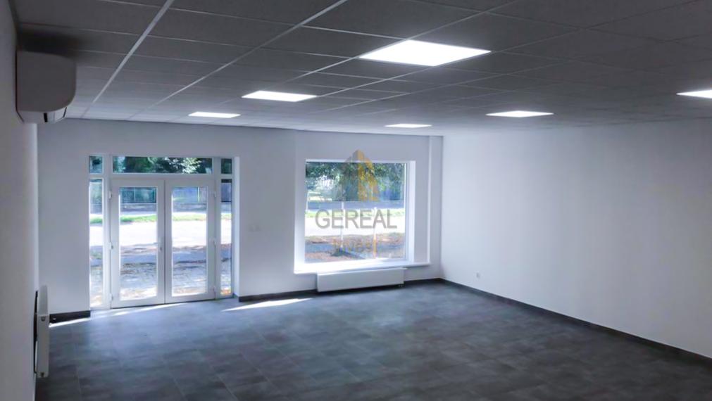 Obchodný priestor na prenájom, 85 m2