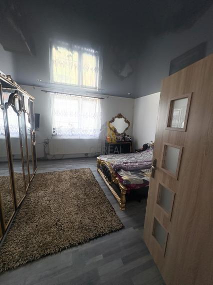 Na predaj | Priestranný rodinný dom s veľkým pozemkom v obci Hrčeľ | BÝVAJTE s nami
