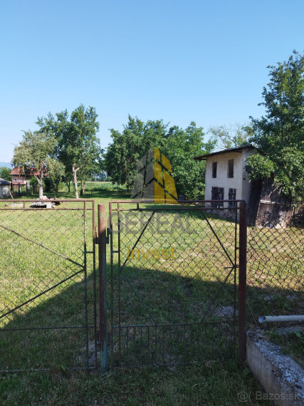 Vidiecky dom s pozemkom v obci Tušice