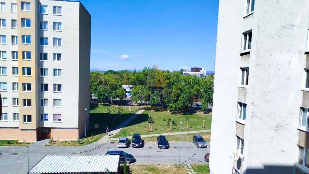Príjemná garsónka s balkónom v Michalovciach