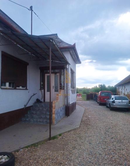 Priestranný rodinný dom s veľkorysým pozemkom – Drahňov