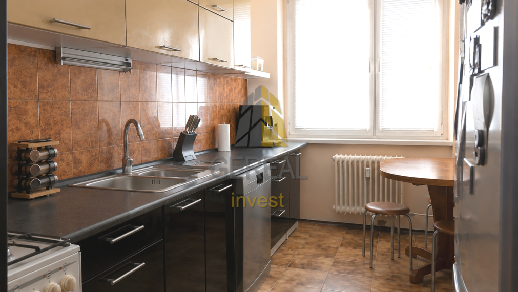 3-izbový byt s balkónom, 68 m2