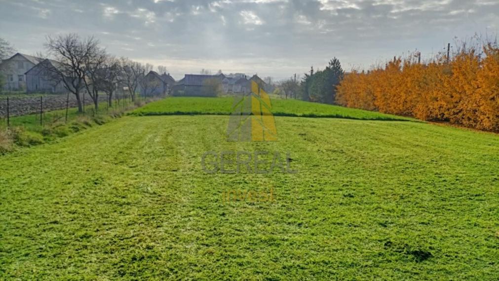 Stavebný pozemok v obci Žbince