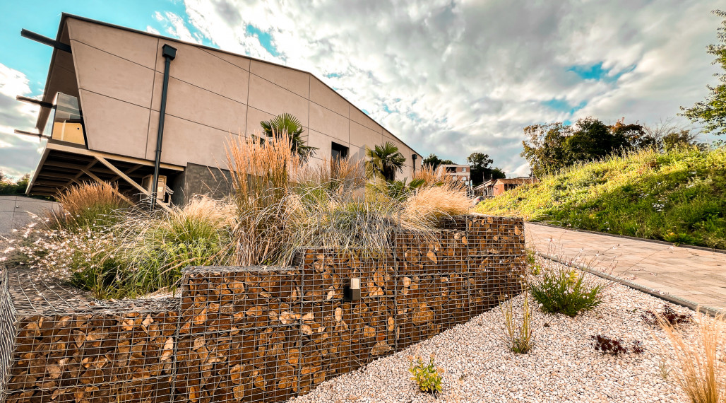 PREDANÝ luxusný dom so súkromnou plážou | ZEMPLÍNSKA ŠÍRAVA | Realitná kancelária Bývajte s NAMI