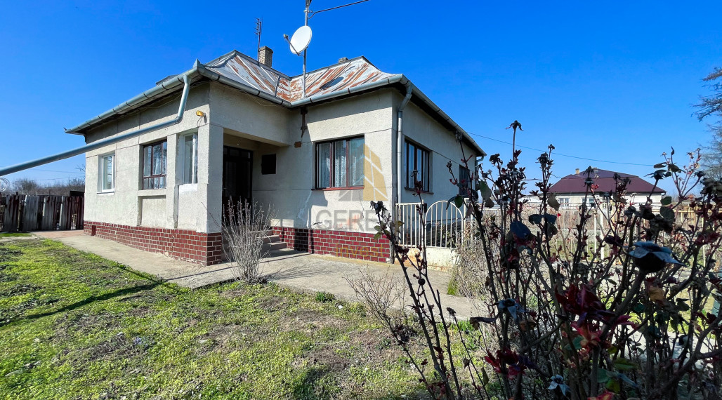 Útulný rodinný dom na predaj - ideálny pre rodiny! | ZEMPLÍNSKE KOPČANY | Realitná kancelária Bývajte s Nami