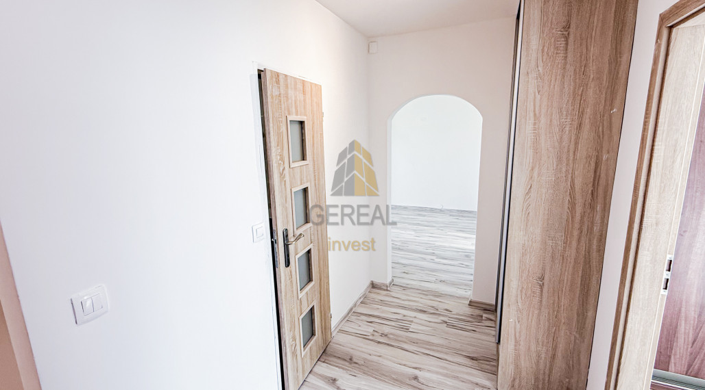 REZERVOVANÝ | Priestranný 4-izbový byt v srdci Michaloviec s výbornou polohou | Realitná kancelária Bývajte s NAMI!